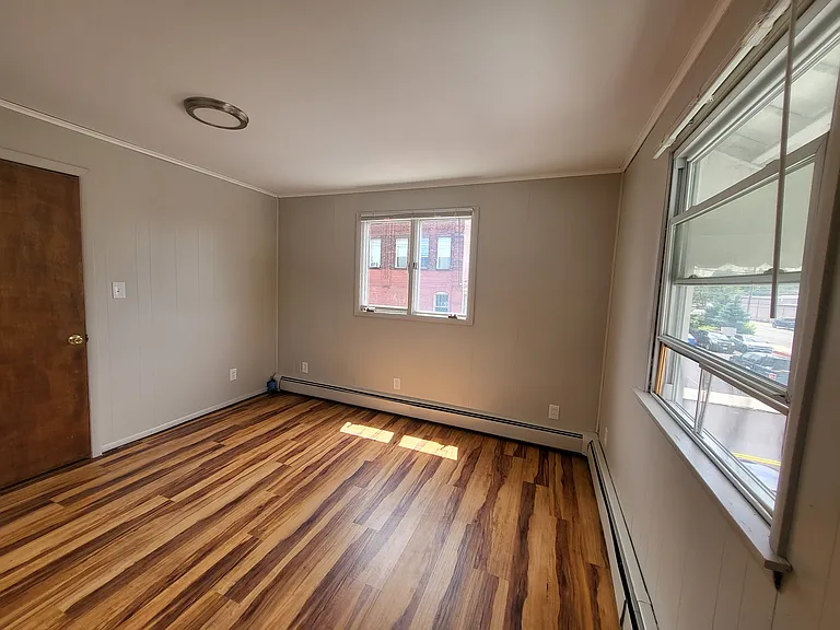 44-52 Webster St #3 — Photo 26