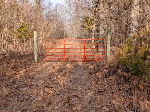 000 N Highway E, Hartville, MO 65667