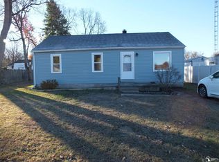 885 Dempster St, Temperance, MI 48182