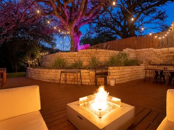 1162 Ridgeway Dr, Austin, TX 78702