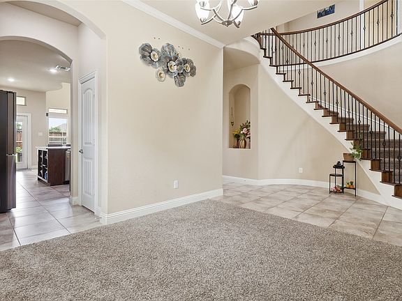 5th image of 10713 Galveston Pl