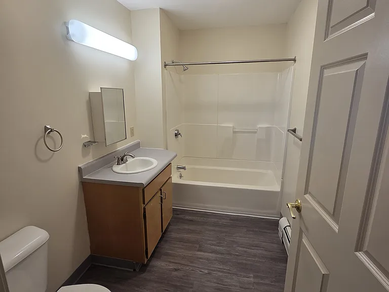 5 Market Ln #201 — Photo 6