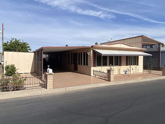 3rd image of 564 W Rainbow Ln
