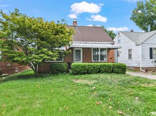 2068 N 7th St, Springfield, IL 62702