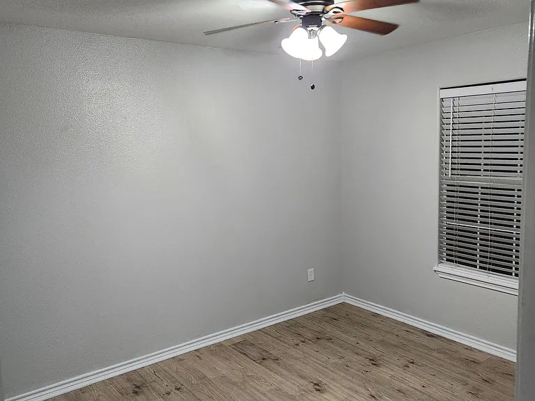 3602 Laguna Shores Rd — Photo 13