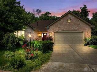 35 Majestic Oaks, Springboro, OH 45066