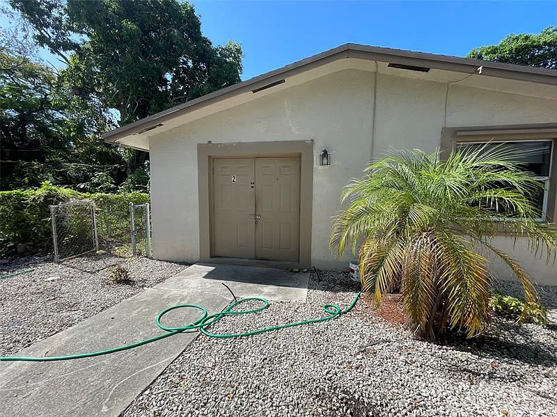 1st image of 216 NW 12th Ct #2