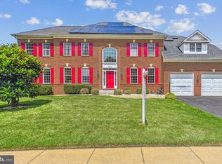 18836 Hundred Acre Ln, Triangle, VA 22172