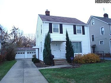 1st image of 22500 Lakemont Ave