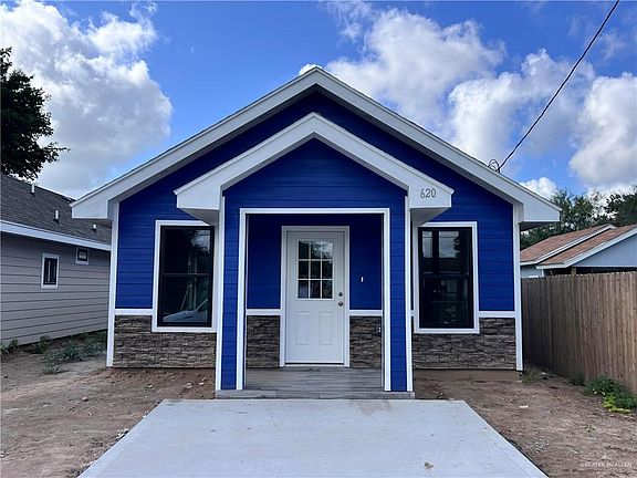 4th image of 620 E Llano Grande St