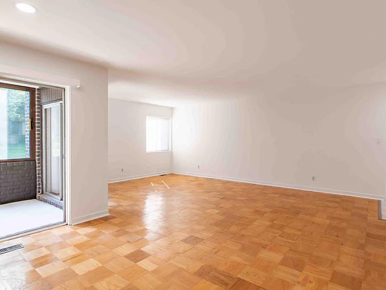 29 Stonehenge Cir #2 — Photo 28