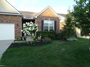 42876 Broadmoor Dr, Sterling Heights, MI 48313