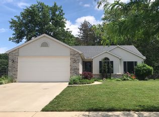 9172 Cedar Ridge Ln, Temperance, MI 48182