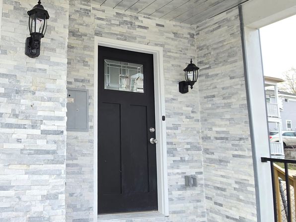 86 White St, Haverhill, MA