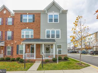 1675 Dorothy Ln, Woodbridge, VA 22191