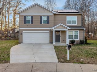 3613 Roselawn Ter, Hopewell, VA 23860