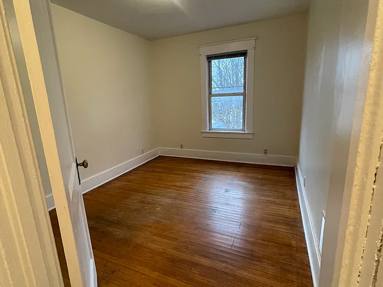 1501 State St — Photo 9
