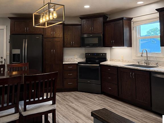 4th image of 631 Capitol Beach Blvd