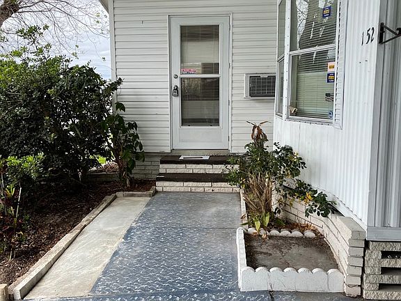 4th image of 152 Barry Dr
