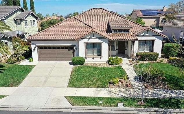 1st image of 2613 Presidio Dr