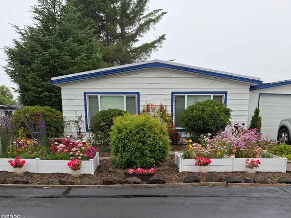 3337 NE Benton St, Newport, OR 97365