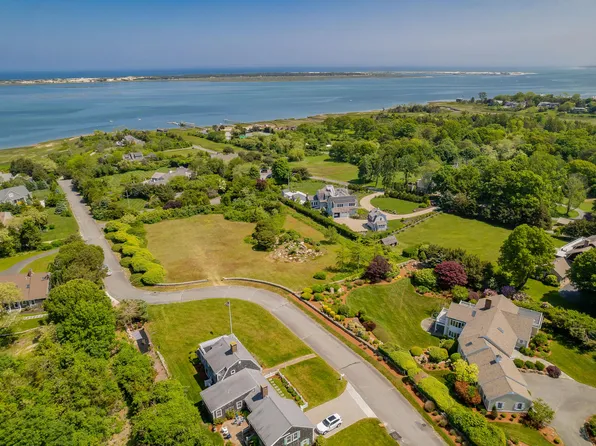 52 Harris Meadow Lane, Barnstable, MA 02630