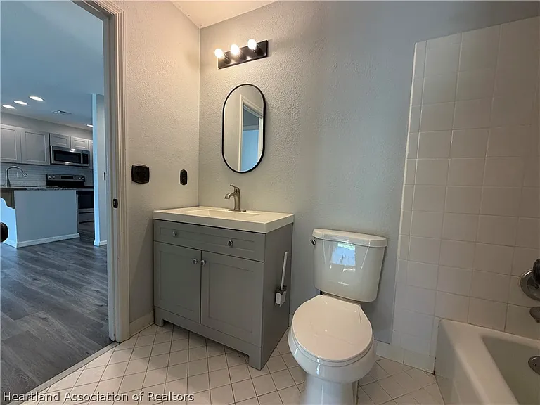 4807 Granada Blvd — Photo 10