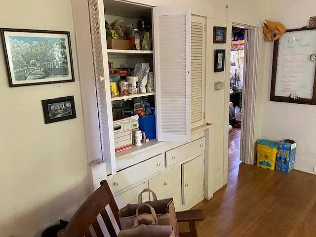 Upstairs livingroom