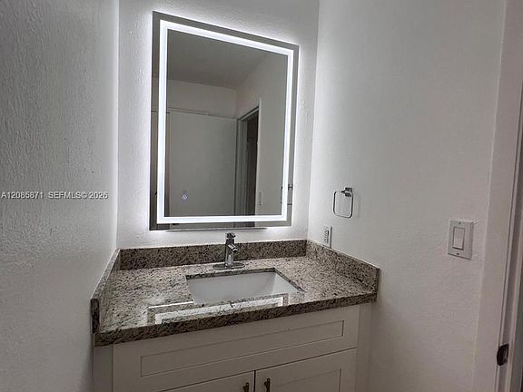 4th image of 10500 SW 155th Ct APT 10211