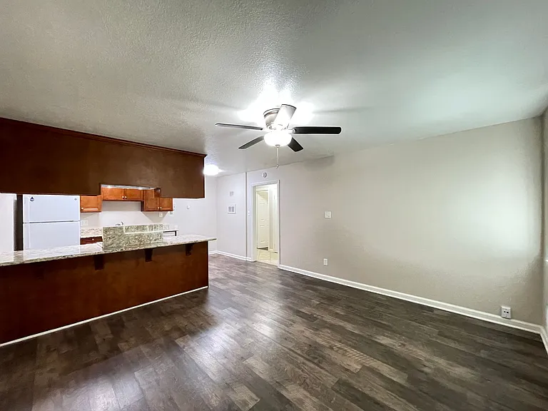 1711 N Street, Sacramento — Photo 6
