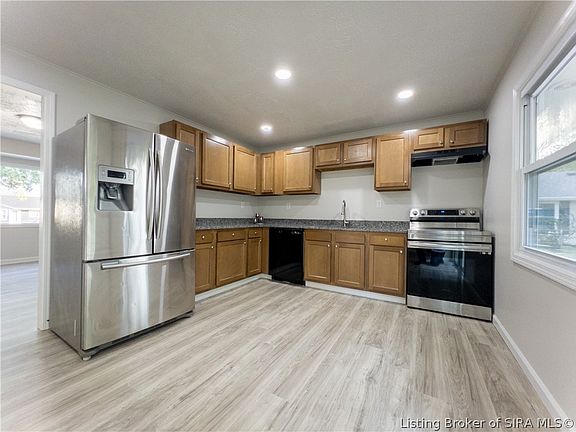 5th image of 2917 Meadowlark Road