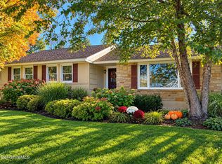 102 Tor Ct, Pittsfield, MA 01201
