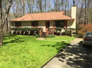 95 Shadowood Ln, Carrollton, GA 30116