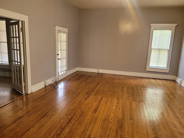 403 Fawcett St — Photo 4