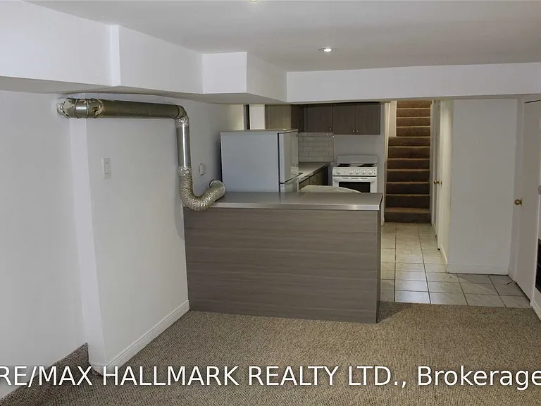 48 Strathcona Ave #BASEMENT — Photo 6