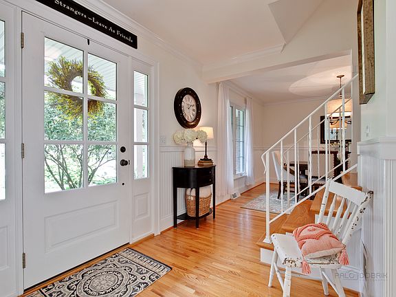 5th image of 359 Park Ln