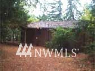 10127 Manley Rd NW, Seabeck, WA 98380