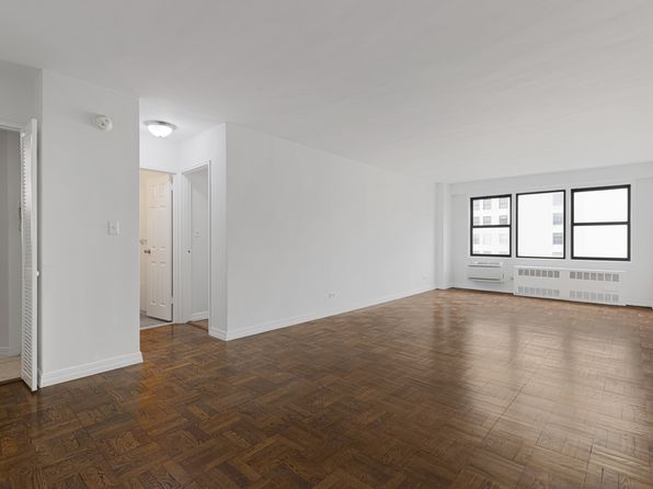 200 E 15th St APT 14D