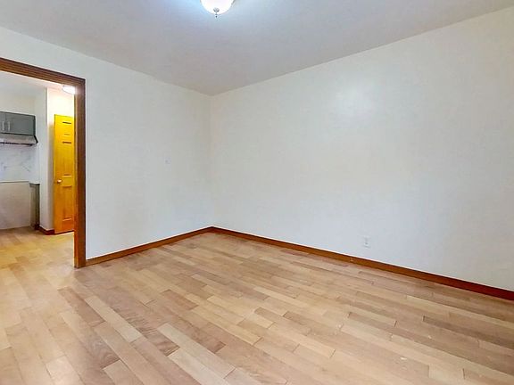 3rd image of 3042 Brighton 5th St Floor 2