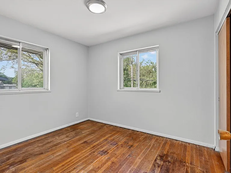 723 Shepley Dr #4 — Photo 6