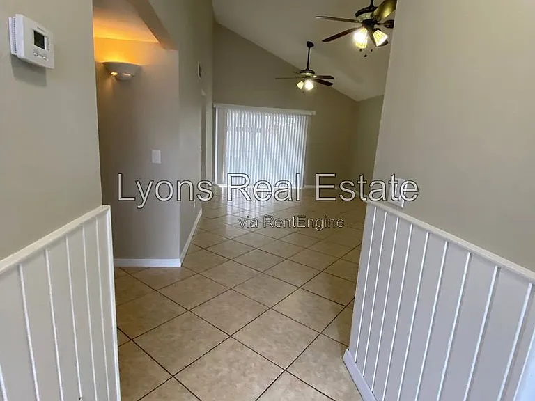 17407 Ellie Dr — Photo 46