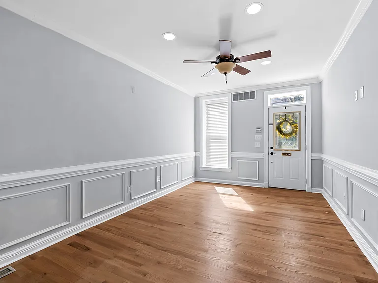 1207 Battery Ave — Photo 6