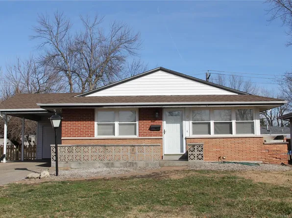 5 Tamma Ln, Hazelwood, MO 63042