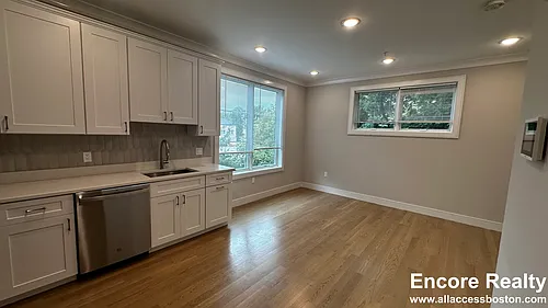 106 Warren St #5 Photo 1