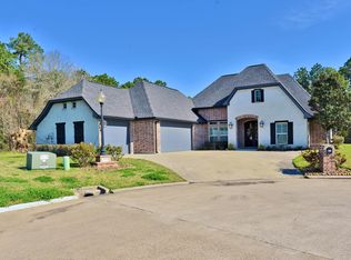 210 Bluewing Ct, Orange, TX 77630