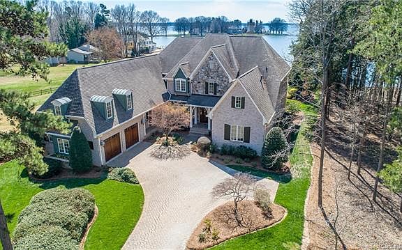 2nd image of 111 Blue Sky Ct