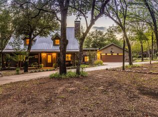 1054 White Bluff Dr, Whitney, TX 76692
