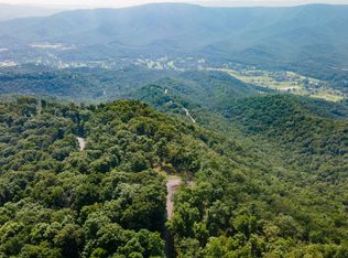 284 Hayes Rdg, White Sulphur Springs, WV 24986