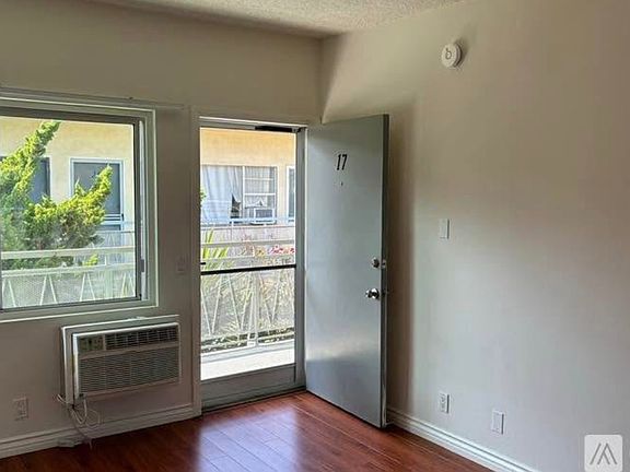 5th image of 3720 Motor Ave #269350d7b