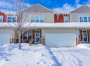 1656 White Pine Way UNIT F, Carver, MN 55315